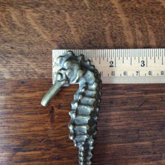 Brass Seahorse Bottle Opener/ Paperweight. - Picture 4 of 9